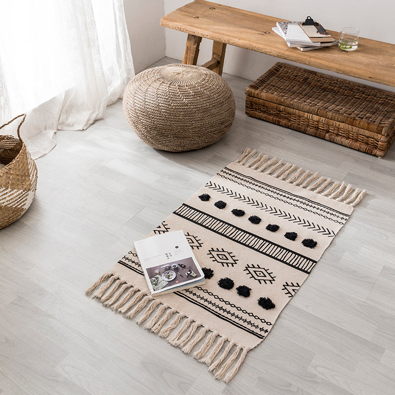 Bohemian Bedroom Rug Multi Color Geo Printed Area Rug Jute Pet Friendly Easy Care Stain-Resistant Carpet with Tassel Black-White 2' x 2'11" Clearhalo 'Area Rug' 'Bohemian' 'Rugs' Rug' 2317600