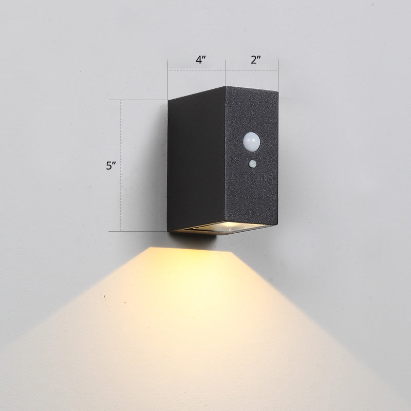 Box Solar Wall Lamp Simple Style Metal Black Finish Wall Mount Lighting for Pathway Black 2" Solar Clearhalo 'Wall Lamps & Sconces' 'Wall Lights' Lighting' 2336943