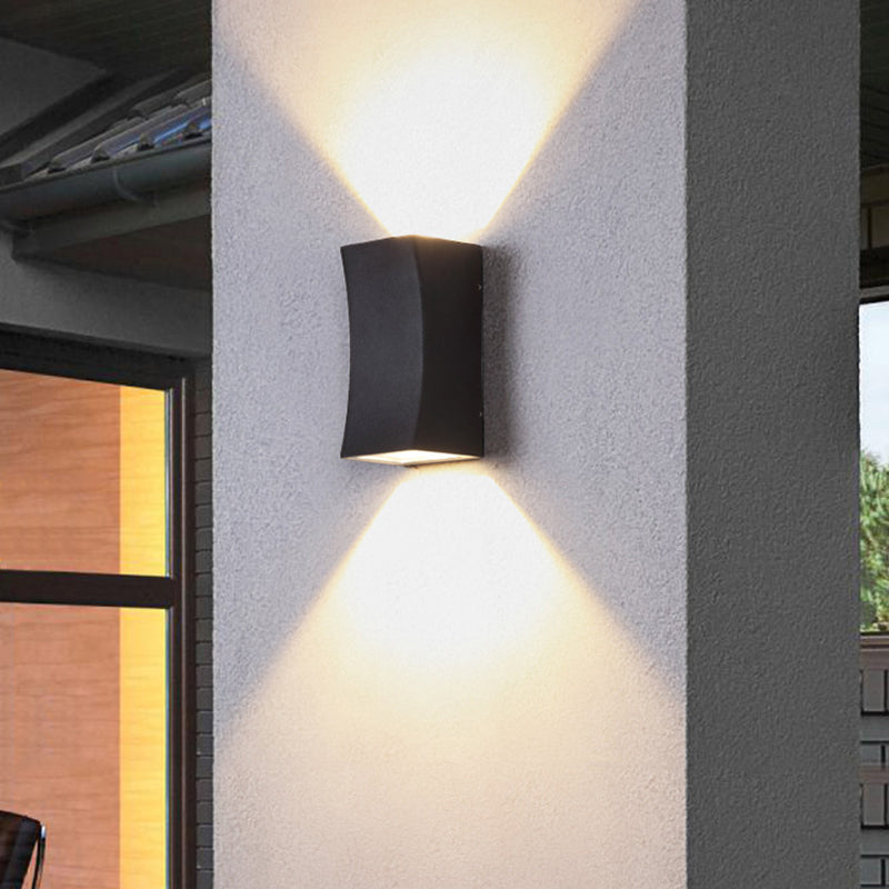Rectangular LED Wall Lighting Ideas Minimalist Metal Terrace Wall Mount Light in Black Clearhalo 'Cast Iron' 'Glass' 'Industrial' 'Modern wall lights' 'Modern' 'Tiffany' 'Traditional wall lights' 'Wall Lamps & Sconces' 'Wall Lights' Lighting' 2336969