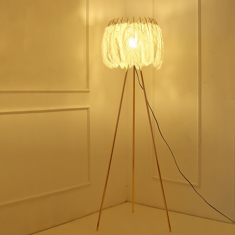 Tripod Feather Floor Light Post-Modern 1 Bulb Gold Finish Stand Up Lamp for Living Room Clearhalo 'Floor Lamps' 'Lamps' Lighting' 2415919