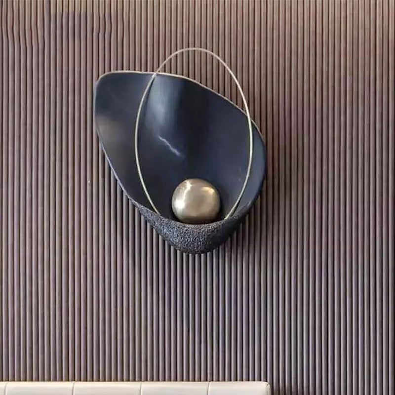 Resin Shell Shaped Wall Lamp Single Head Modern Metal LED Wall Lighting in White/Black Light Black Clearhalo 'Modern wall lights' 'Modern' 'Wall Lamps & Sconces' 'Wall Lights' Lighting' 242973