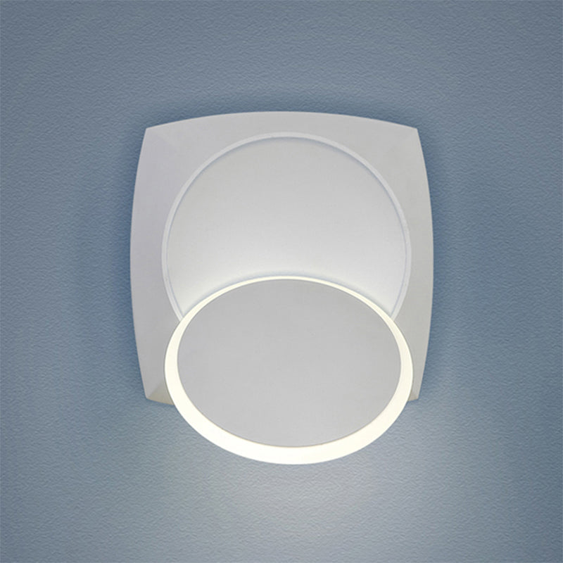 Rotatable Squared Metallic Wall Sconce Minimalism LED White Wall Mounted Lamp in Warm/White Lighting Clearhalo 'Cast Iron' 'Glass' 'Industrial' 'Modern wall lights' 'Modern' 'Tiffany' 'Traditional wall lights' 'Wall Lamps & Sconces' 'Wall Lights' Lighting' 244257