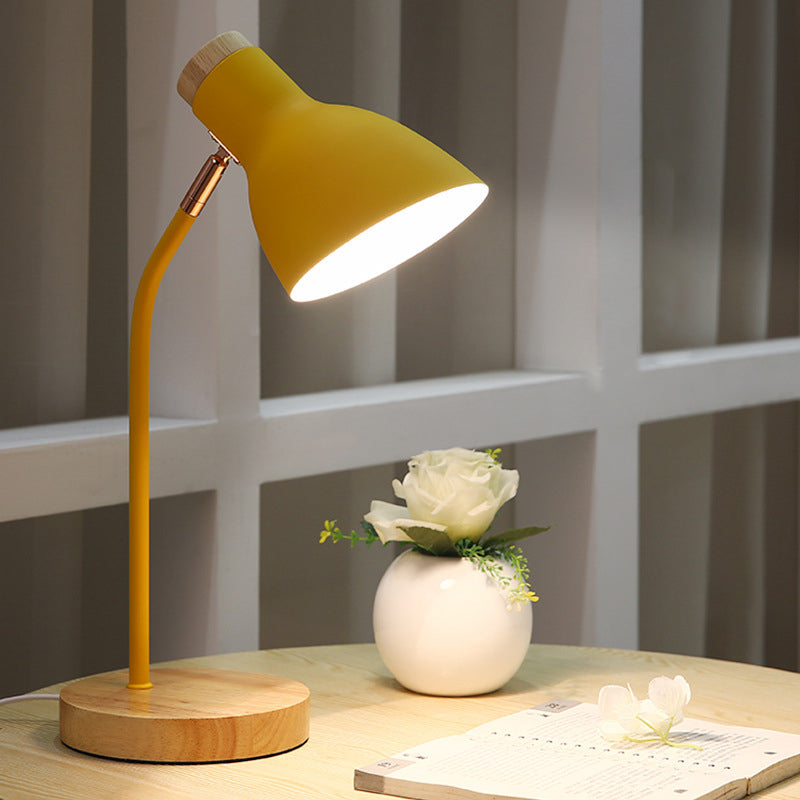 Flashlight Shaped Swivelable Table Light Macaron Metal 1-Light Night Lamp for Child Room Yellow Clearhalo 'Lamps' 'Table Lamps' Lighting' 2478531