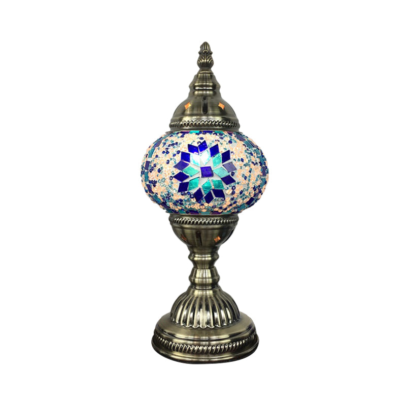 Spherical Table Lamp Traditionary Blue/Green/Fluorescent Yellow Glass 1 Bulb Living Room Task Lighting Clearhalo 'Lamps' 'Table Lamps' Lighting' 248990