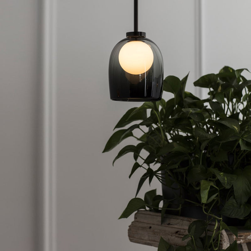 Bell Hanging Light Fixtures Modern Glass Pendant Lamp for Dining Room Table Clearhalo 'Ceiling Lights' 'Glass shade' 'Glass' 'Modern Pendants' 'Modern' 'Pendant Lights' 'Pendants' Lighting' 2548926