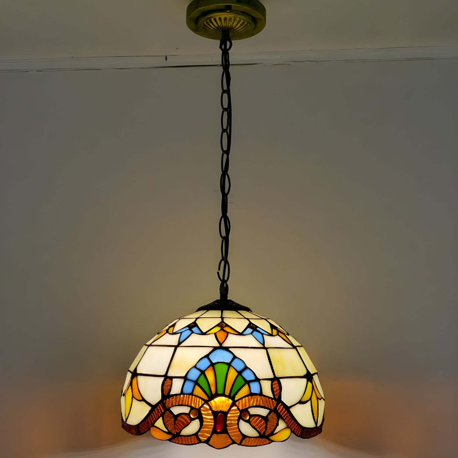 Bowl Pendant Light Tiffany-Style 1 Light Stained Glass Hanging Lamp for Dining Room Beige 12" Clearhalo 'Ceiling Lights' 'Close To Ceiling Lights' 'Glass shade' 'Glass' 'Industrial' 'Middle Century Pendants' 'Pendant Lights' 'Pendants' 'Tiffany close to ceiling' 'Tiffany Pendants' 'Tiffany' Lighting' 2556817
