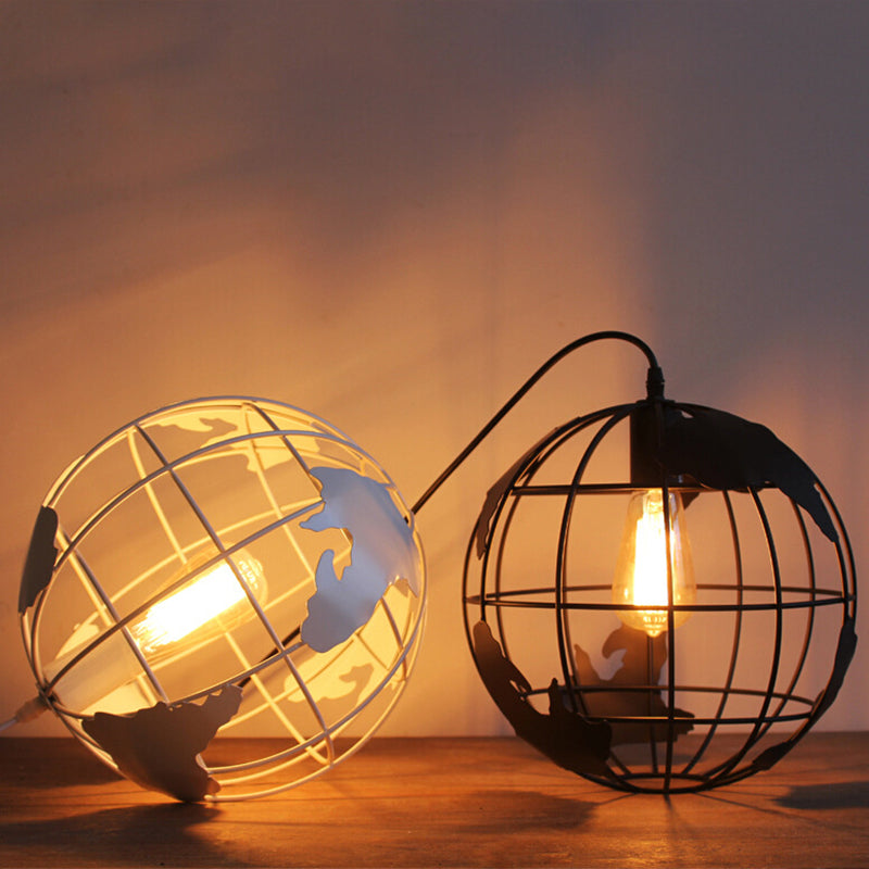 1 Light Cage Globe Ceiling Light Industrial Metallic Pendant Light for Coffee Shop Clearhalo 'Art Deco Pendants' 'Black' 'Cast Iron' 'Ceiling Lights' 'Ceramic' 'Crystal' 'Industrial Pendants' 'Industrial' 'Metal' 'Middle Century Pendants' 'Pendant Lights' 'Pendants' 'Rustic Pendants' 'Tiffany' Lighting' 2578930