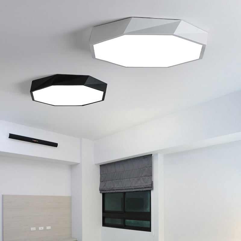 Faceted Flush Mount Ceiling Light Contemporary Acrylic Ceiling Mount Chandelier for Bedroom Clearhalo 'Ceiling Lights' 'Close To Ceiling Lights' 'Close to ceiling' 'Flush mount' Lighting' 2590704
