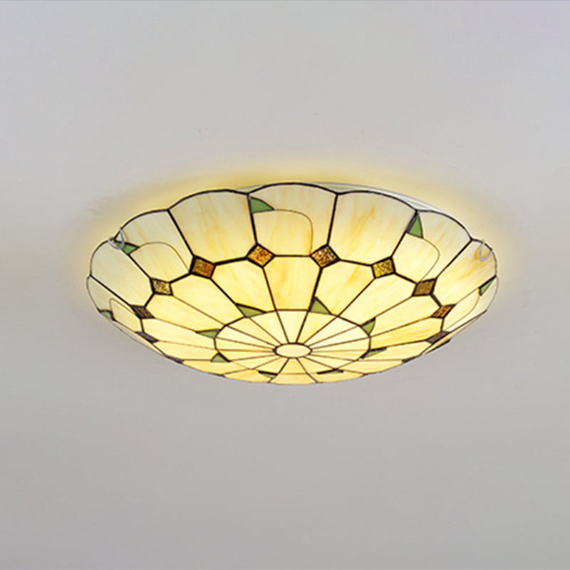 Leaf Pattern Tiffany Ceiling Light Fixture Retro Stained Glass Shade Flush Mount LED Lamp for Bedroom Living Room Clearhalo 'Ceiling Lights' 'Close To Ceiling Lights' 'Close to ceiling' 'Flush mount' Lighting' 2590763