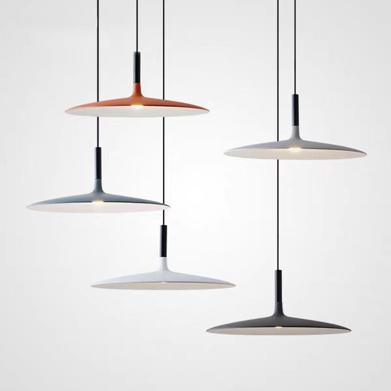 Flying Saucer LED Suspension Lamp Novelty Minimalist Metal Restaurant Hanging Pendant Clearhalo 'Ceiling Lights' 'Modern Pendants' 'Modern' 'Pendant Lights' 'Pendants' Lighting' 2593360