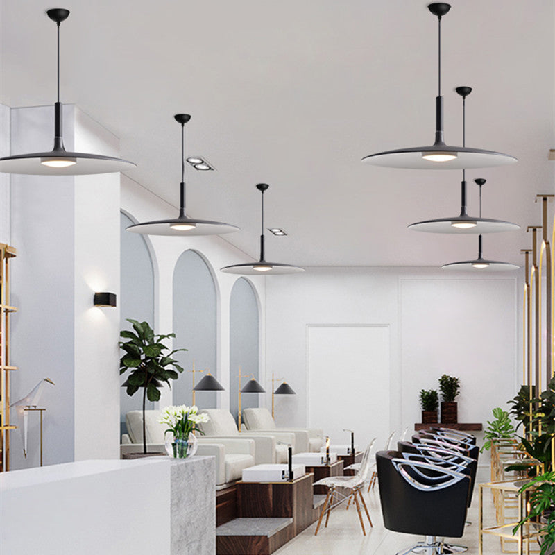 Flying Saucer LED Suspension Lamp Novelty Minimalist Metal Restaurant Hanging Pendant Clearhalo 'Ceiling Lights' 'Modern Pendants' 'Modern' 'Pendant Lights' 'Pendants' Lighting' 2593365