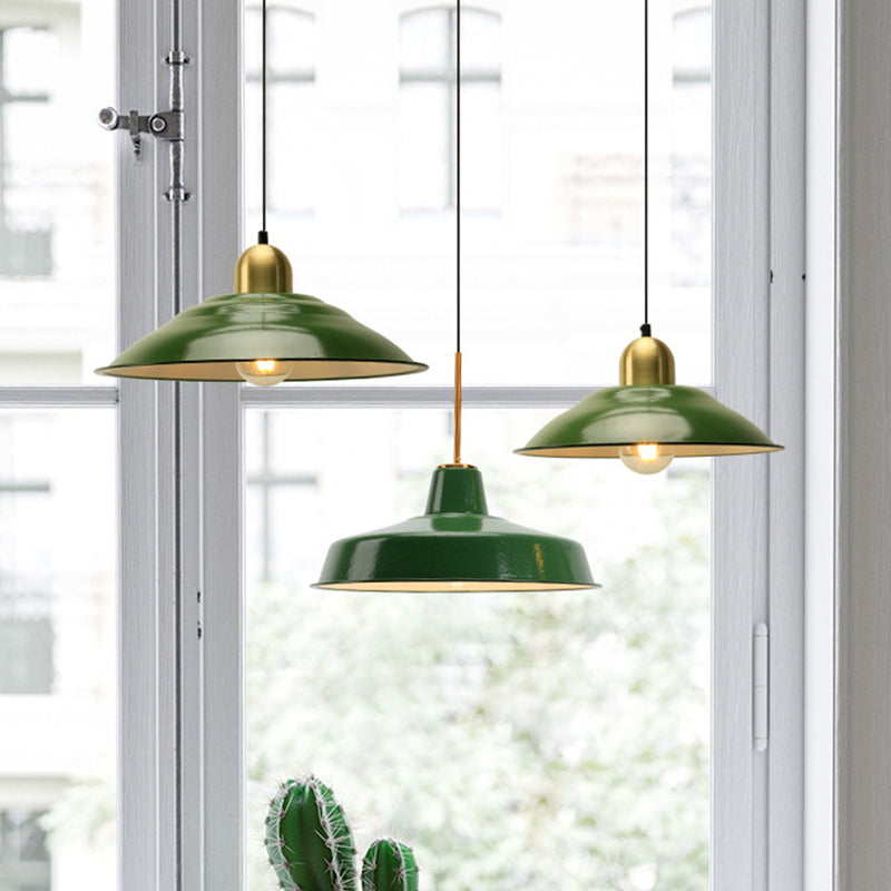 Enamel Green Shaded Suspension Lamp Retro Metal 1-Light Cafe Hanging Light Fixture Clearhalo 'Art Deco Pendants' 'Cast Iron' 'Ceiling Lights' 'Ceramic' 'Crystal' 'Industrial Pendants' 'Industrial' 'Metal' 'Middle Century Pendants' 'Pendant Lights' 'Pendants' 'Tiffany' Lighting' 2593932
