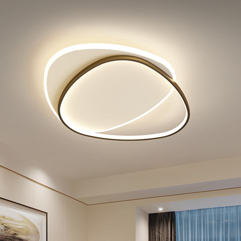 Triangle Flush Mount Ceiling Light Fixture Contemporary Metal Ceiling Mount Chandelier for Balcony Black-White 23.5" Clearhalo 'Ceiling Lights' 'Close To Ceiling Lights' 'Lighting' 2605732