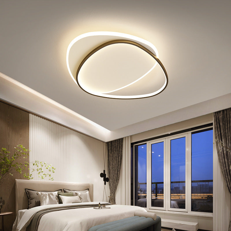 Triangle Flush Mount Ceiling Light Fixture Contemporary Metal Ceiling Mount Chandelier for Balcony Black-White 19.5" Clearhalo 'Ceiling Lights' 'Close To Ceiling Lights' 'Lighting' 2605736