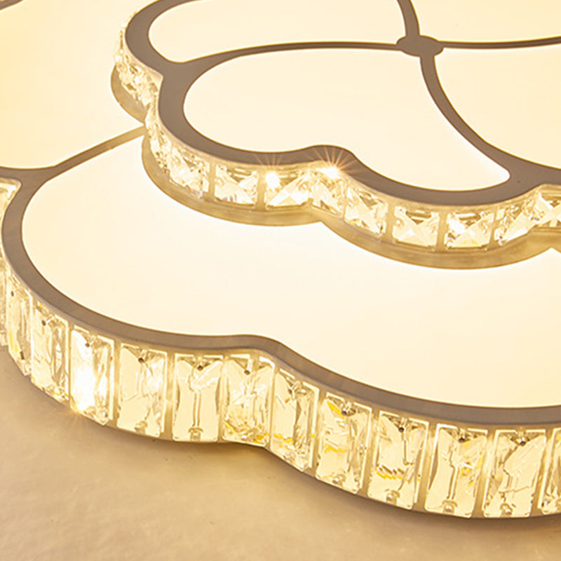 19.5"/23.5���/31.5��� W LED Flush Ceiling Light Modern Petal Crystal Flush Mount Lighting in White for Bedroom Clearhalo 'Ceiling Lights' 'Close To Ceiling Lights' 'Close to ceiling' 'Flush mount' Lighting' 261177