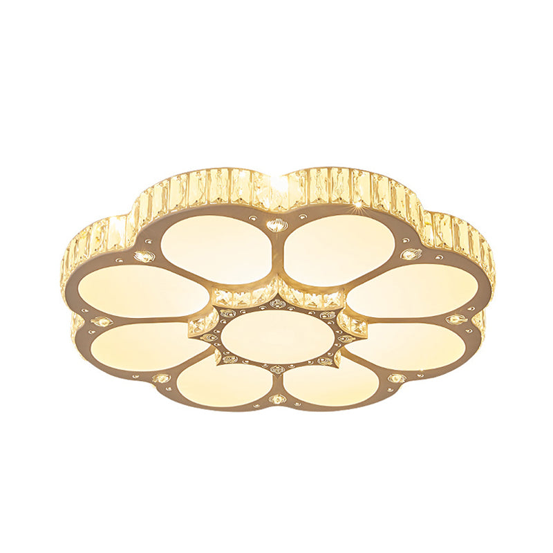 19.5"/23.5���/31.5��� W LED Flush Ceiling Light Modern Petal Crystal Flush Mount Lighting in White for Bedroom Clearhalo 'Ceiling Lights' 'Close To Ceiling Lights' 'Close to ceiling' 'Flush mount' Lighting' 261182