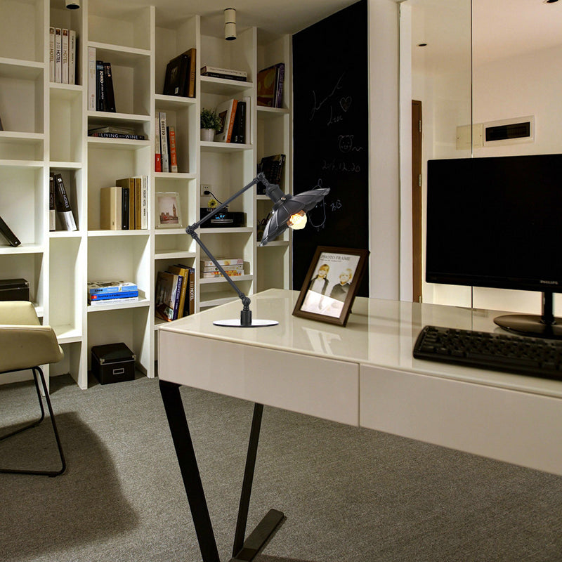 1 Bulb Study Room Table Lighting Vintage Stylish Adjustable Black/Brass Table Lamp with Scalloped Edge Metal Shade Clearhalo 'Lamps' 'Table Lamps' Lighting' 265025