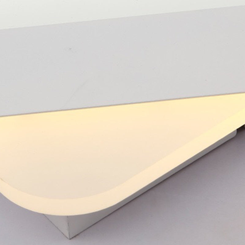 19.5"/23.5" Wide Acrylic Rhombus Ceiling Lighting Modern White LED Flush Mount Light for Bedroom Clearhalo 'Ceiling Lights' 'Close To Ceiling Lights' 'Close to ceiling' 'Flush mount' Lighting' 284451