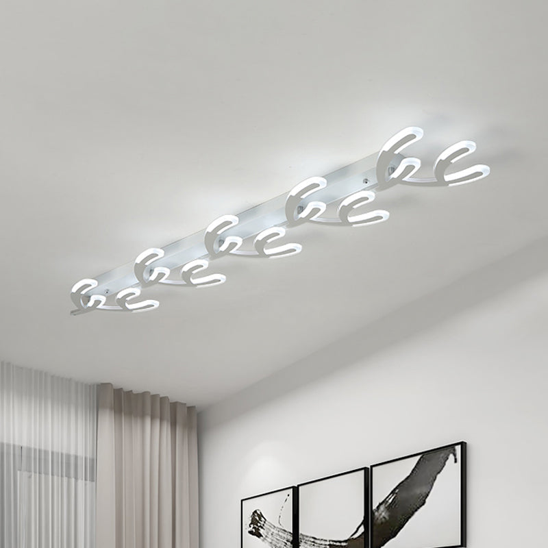 Minimalist LED Coral Flush Mount Lamp White Acrylic 4/5-Head Living Room Ceiling Lighting in Warm/White Light 5 White White Clearhalo 'Ceiling Lights' 'Close To Ceiling Lights' 'Close to ceiling' 'Flush mount' Lighting' 291736