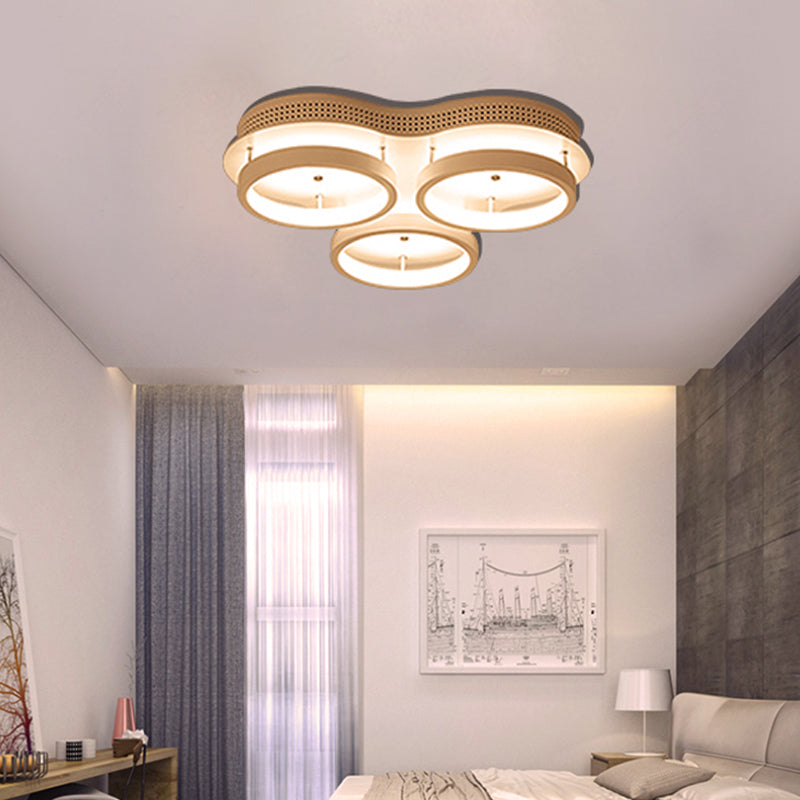 Triangular Flush Lighting Modernity Acrylic LED White Ceiling Mount Light in Warm/White Light Clearhalo 'Ceiling Lights' 'Close To Ceiling Lights' 'Close to ceiling' 'Flush mount' Lighting' 291754