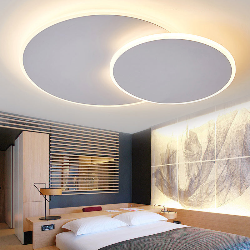 Round Acrylic Ceiling Light Fixture Minimalist White/Coffee 16"/19.5" Wide LED Flush Mount Lamp in Warm/White Light Clearhalo 'Ceiling Lights' 'Close To Ceiling Lights' 'Close to ceiling' 'Flush mount' Lighting' 291990