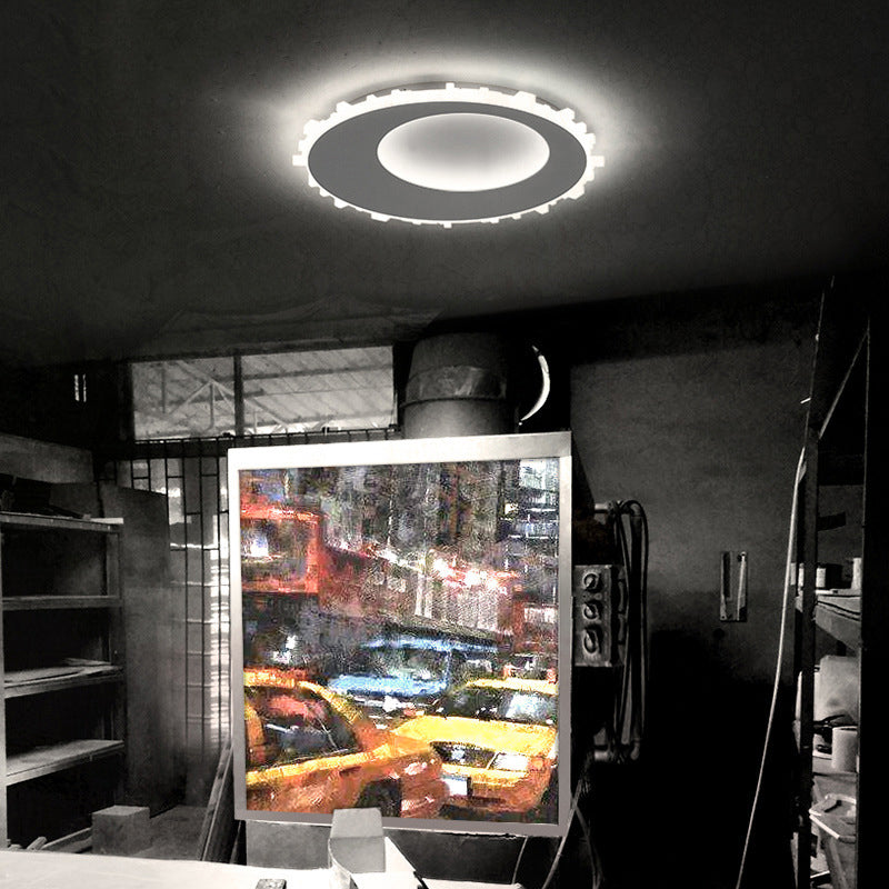White Circle Flush Mount Light Minimalist Acrylic LED Ceiling Light Fixture in Warm Light/Remote Control Stepless Dimming, 16"/20" Wide White Remote Control Stepless Dimming Clearhalo 'Ceiling Lights' 'Close To Ceiling Lights' 'Close to ceiling' 'Flush mount' Lighting' 295189