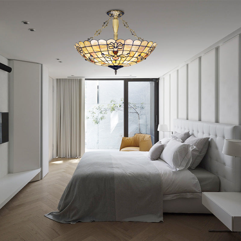 20.5"/21.5" Wide Shell Flower Ceiling Flush Mount Mediterranean 4 Lights Brass Semi Flush Light Clearhalo 'Ceiling Lights' 'Close To Ceiling Lights' 'Close to ceiling' 'Semi-flushmount' 'Tiffany close to ceiling' 'Tiffany' Lighting' 297163