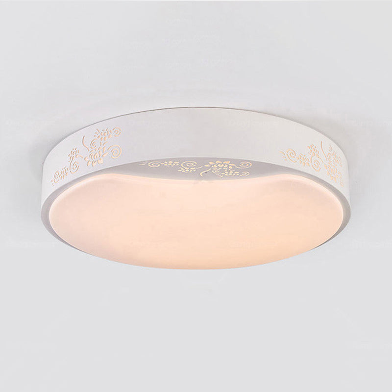 White Circle Flush Mount Ceiling Light Modernism 16.5"/20.5" Dia LED Metal Flush Lamp Fixture for Living Room Clearhalo 'Ceiling Lights' 'Close To Ceiling Lights' 'Close to ceiling' 'Flush mount' Lighting' 313423