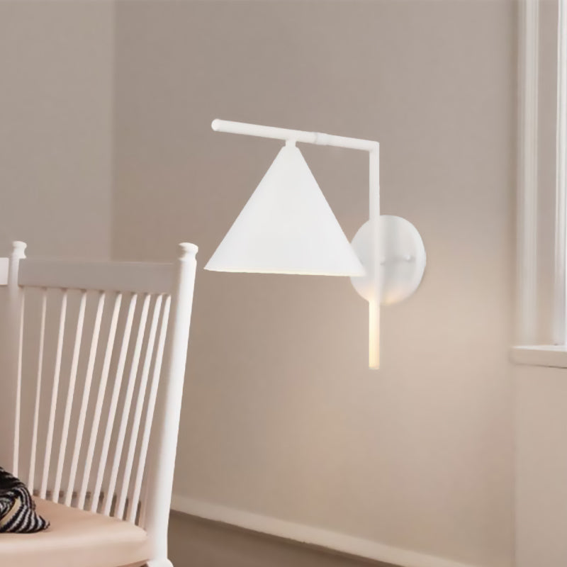 Conical Wall Sconce Lighting Contemporary Metal 1 Head Black/White/Gold Wall Light for Bedroom Clearhalo 'Cast Iron' 'Glass' 'Industrial' 'Modern wall lights' 'Modern' 'Tiffany' 'Traditional wall lights' 'Wall Lamps & Sconces' 'Wall Lights' Lighting' 339401