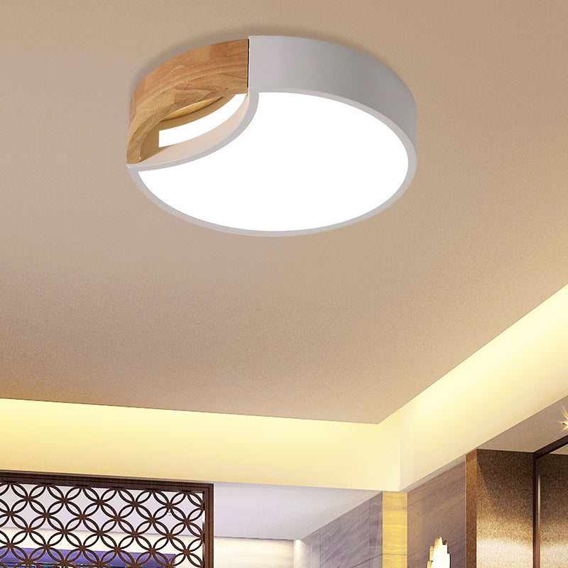 Splicing Rounded Flush Ceiling Light Nordic Iron Grey/White/Green LED Flush Mount in White Light with Wood Grip, 12"/16"/19.5" Wide White 19.5" White Clearhalo 'Ceiling Lights' 'Close To Ceiling Lights' 'Close to ceiling' 'Flush mount' Lighting' 369701