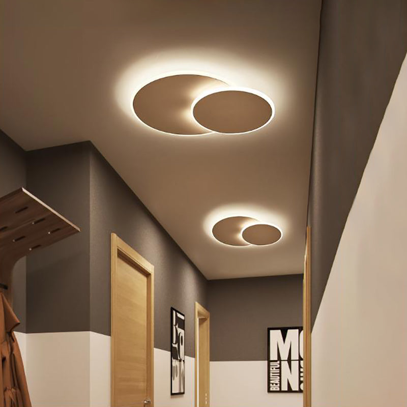 16"/19.5" Overlapping Creative Flush Mount Light Modern Acrylic Round/Square/Triangle Flush Mount Clearhalo 'Ceiling Lights' 'Close To Ceiling Lights' 'Close to ceiling' 'Flush mount' Lighting' 373583