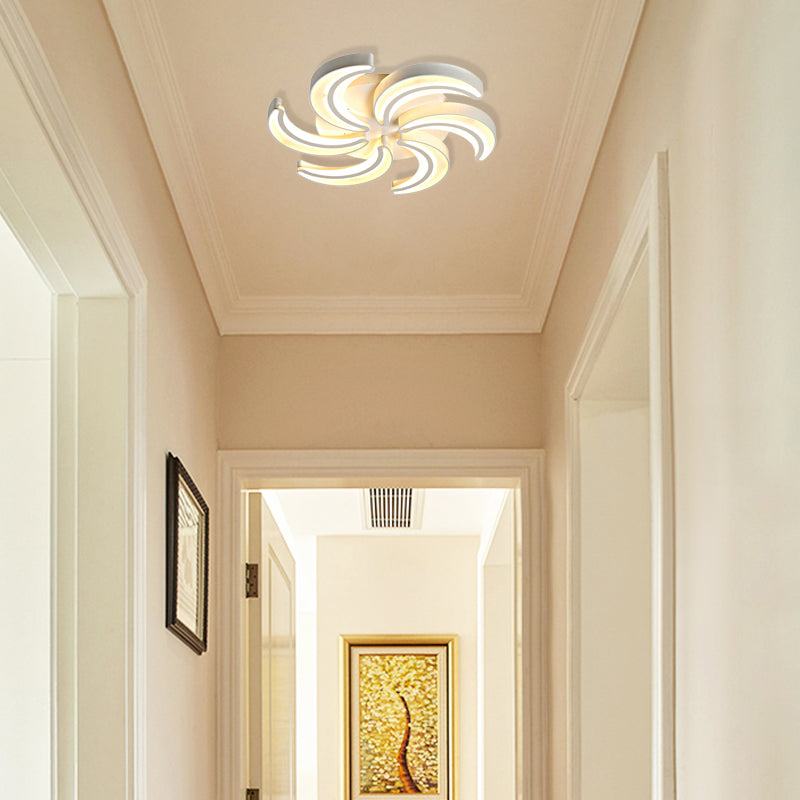 Contemporary Flower Flush Mount Light Acrylic Warm/White Lighting LED Ceiling Fixture in White for Hotel Clearhalo 'Ceiling Lights' 'Close To Ceiling Lights' 'Close to ceiling' 'Flush mount' Lighting' 377167