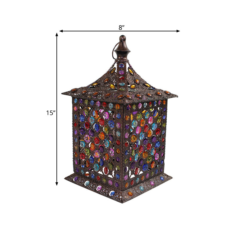 1 Head Metal Night Lighting Decorative Black/Red/Green Lantern Living Room Nightstand Light Clearhalo 'Lamps' 'Table Lamps' Lighting' 393211
