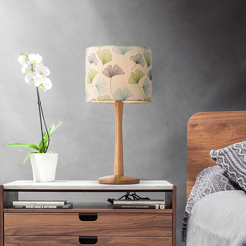 Wood Barrel Study Lamp Modernism 1 Head Fabric Task Lighting with Butterfly/Flower Pattern Clearhalo 'Lamps' 'Table Lamps' Lighting' 402164