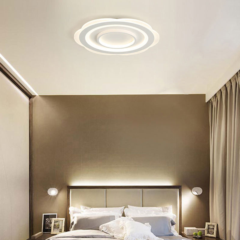 16"/19.5"/23.5" Flower Ceiling Fixture Modern Acrylic Living Room Flushmount Light in Warm/White Clearhalo 'Ceiling Lights' 'Close To Ceiling Lights' 'Close to ceiling' Lighting' 418131