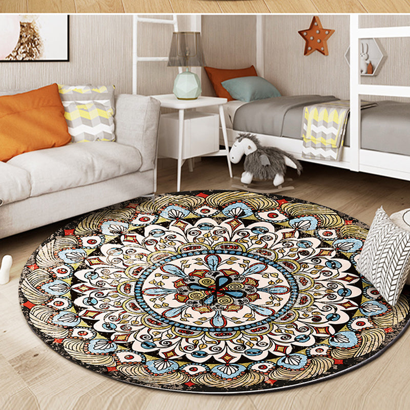 Black Graphic Rug Polyester Bohemian Rug Stain Resistant Rug for Home Decor