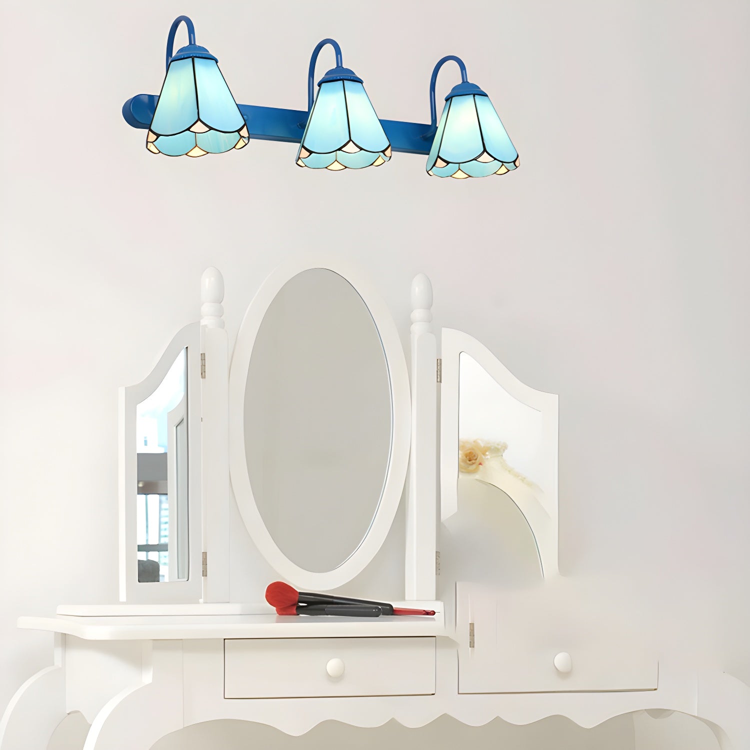 Handcrafted Art Glass Wall Lamp Tiffany Bell Shaped Bathroom Vanity Light