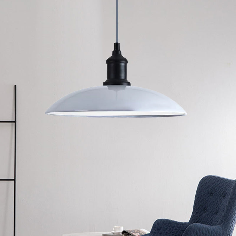 Metallic Saucer Shade Pendant Light Industrial Style 12.5"/16" W 1 Light Living Room Ceiling Hanging Light in Black/White Clearhalo 'Art Deco Pendants' 'Black' 'Cast Iron' 'Ceiling Lights' 'Ceramic' 'Crystal' 'Industrial Pendants' 'Industrial' 'Metal' 'Middle Century Pendants' 'Pendant Lights' 'Pendants' 'Rustic Pendants' 'Tiffany' Lighting' 456257