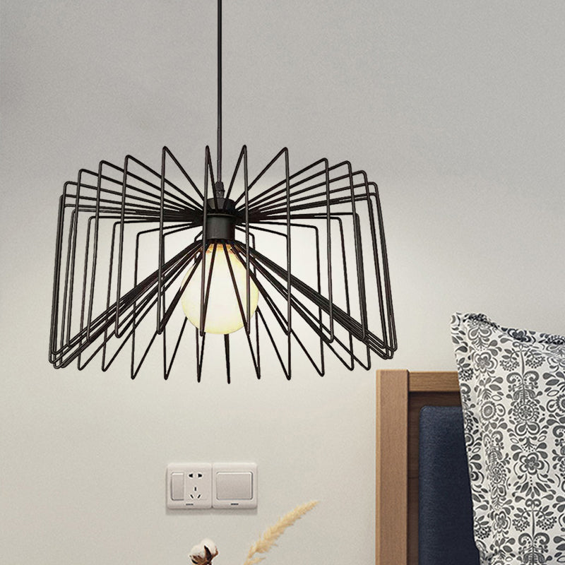 1 Bulb Hanging Lamp with Metal Cage Shade Retro Industrial Living Room Pendant Ceiling Light in Black Clearhalo 'Art Deco Pendants' 'Black' 'Cast Iron' 'Ceiling Lights' 'Ceramic' 'Crystal' 'Industrial Pendants' 'Industrial' 'Metal' 'Middle Century Pendants' 'Pendant Lights' 'Pendants' 'Rustic Pendants' 'Tiffany' Lighting' 456777