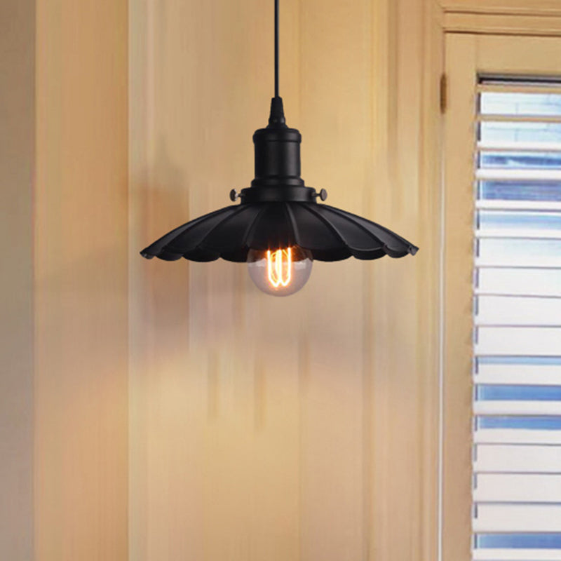 Black Scalloped Hanging Lamp Vintage Industrial Metal 1 Bulb Indoor Ceiling Light Fixture, 10"/12" Diameter Clearhalo 'Art Deco Pendants' 'Black' 'Cast Iron' 'Ceiling Lights' 'Ceramic' 'Crystal' 'Industrial Pendants' 'Industrial' 'Metal' 'Middle Century Pendants' 'Pendant Lights' 'Pendants' 'Rustic Pendants' 'Tiffany' Lighting' 460442
