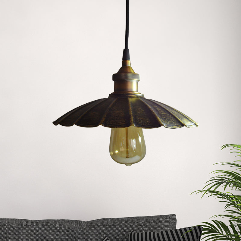 1-Light Pendant Light Fixture Rustic Scalloped Metallic Hanging Lamp in Bronze, 10"/14"/16.5" Width Bronze Clearhalo 'Art Deco Pendants' 'Cast Iron' 'Ceiling Lights' 'Ceramic' 'Crystal' 'Industrial Pendants' 'Industrial' 'Metal' 'Middle Century Pendants' 'Pendant Lights' 'Pendants' 'Tiffany' Lighting' 603350