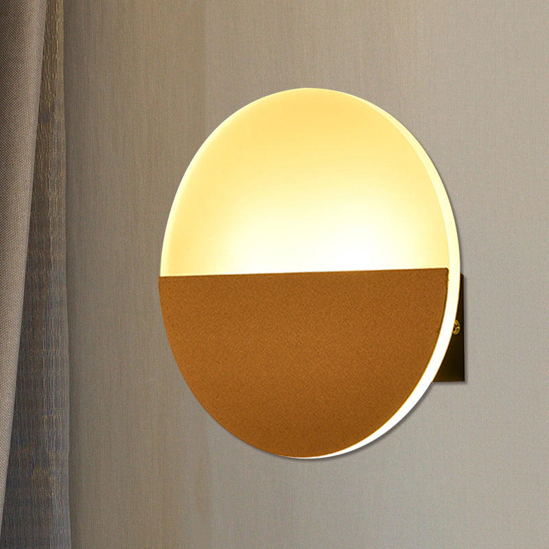 Simplicity Round Acrylic Wall Sconce LED Single Light Wall Lighting Fixture in White/Black White Clearhalo 'Modern wall lights' 'Modern' 'Wall Lamps & Sconces' 'Wall Lights' Lighting' 613063