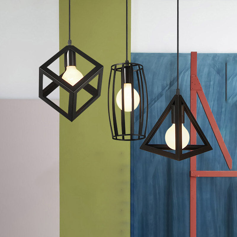 3 Heads Pendant Lighting with Different Cage Shade Metal Retro Stylish Kitchen Hanging Lamp in Black, Round/Linear Canopy Clearhalo 'Art Deco Pendants' 'Black' 'Cast Iron' 'Ceiling Lights' 'Ceramic' 'Crystal' 'Industrial Pendants' 'Industrial' 'Metal' 'Middle Century Pendants' 'Pendant Lights' 'Pendants' 'Rustic Pendants' 'Tiffany' Lighting' 679553