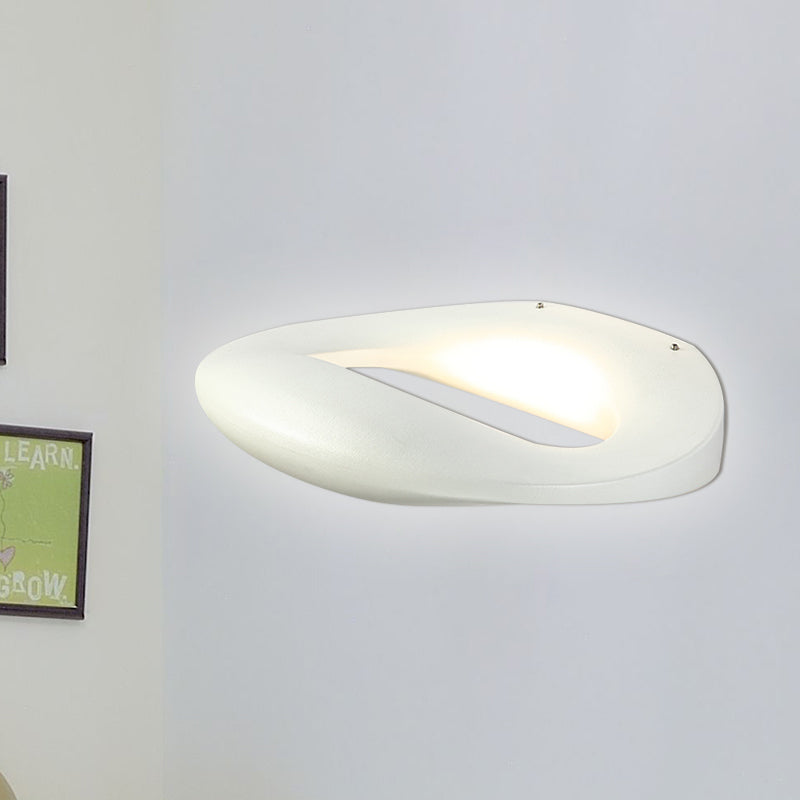 Black/White Smiling Face Wall Lamp Modernist Style LED Aluminum Sconce Lighting for Corridor Clearhalo 'Cast Iron' 'Glass' 'Industrial' 'Modern wall lights' 'Modern' 'Tiffany' 'Traditional wall lights' 'Wall Lamps & Sconces' 'Wall Lights' Lighting' 767859