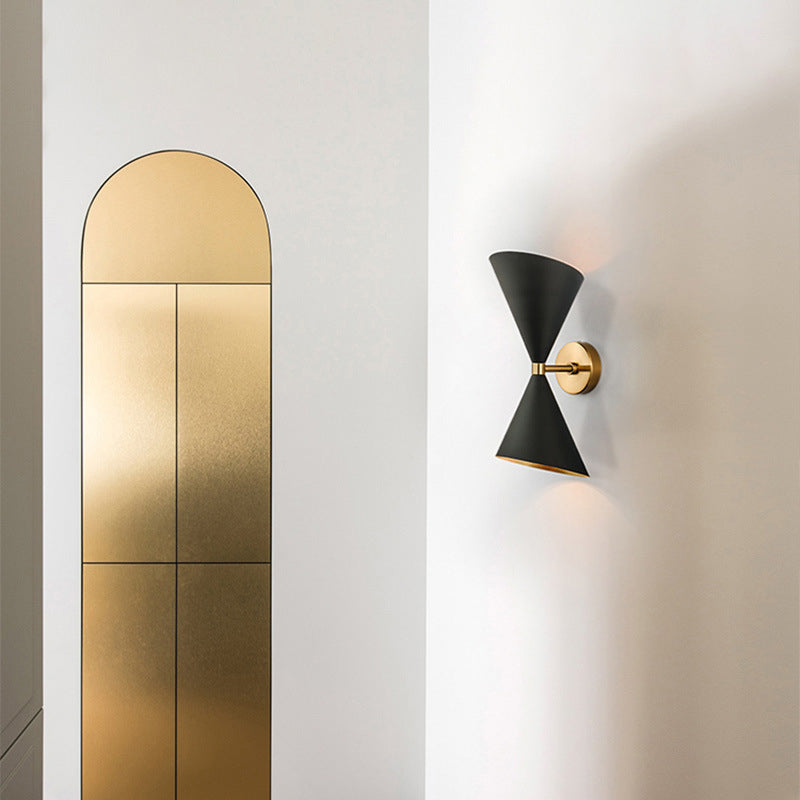 2-Light Contemporary Black Unique Shape Metal Bathroom Vanity Light