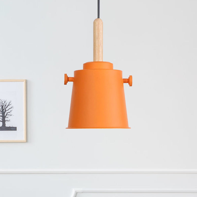 Modern Bucket Hanging Lamp with Adjustable Cord Single Light Metal Pendant Light in Wood Clearhalo 'Art Deco Pendants' 'Cast Iron' 'Ceiling Lights' 'Ceramic' 'Crystal' 'Industrial Pendants' 'Industrial' 'Metal' 'Middle Century Pendants' 'Pendant Lights' 'Pendants' 'Tiffany' Lighting' 770756