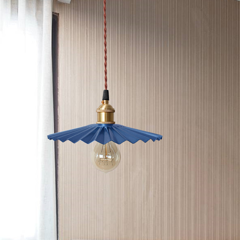 1 Head Scalloped Hanging Ceiling Light Modern Stylish Black/Red Metallic Pendant Light for Bedside Clearhalo 'Ceiling Lights' 'Modern Pendants' 'Modern' 'Pendant Lights' 'Pendants' Lighting' 770837