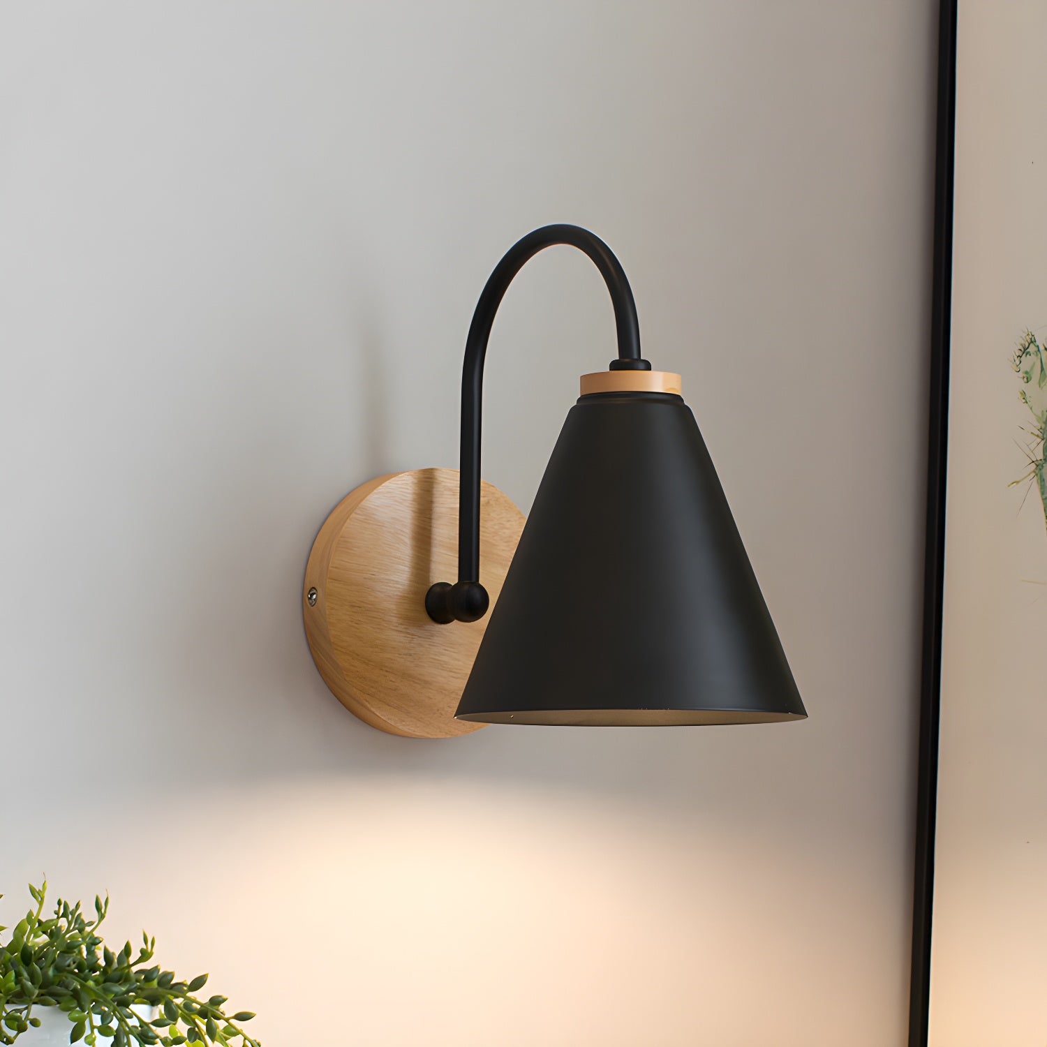 Modern Simple Cone Shape Vanity Light with Iron Shade for Shower Room