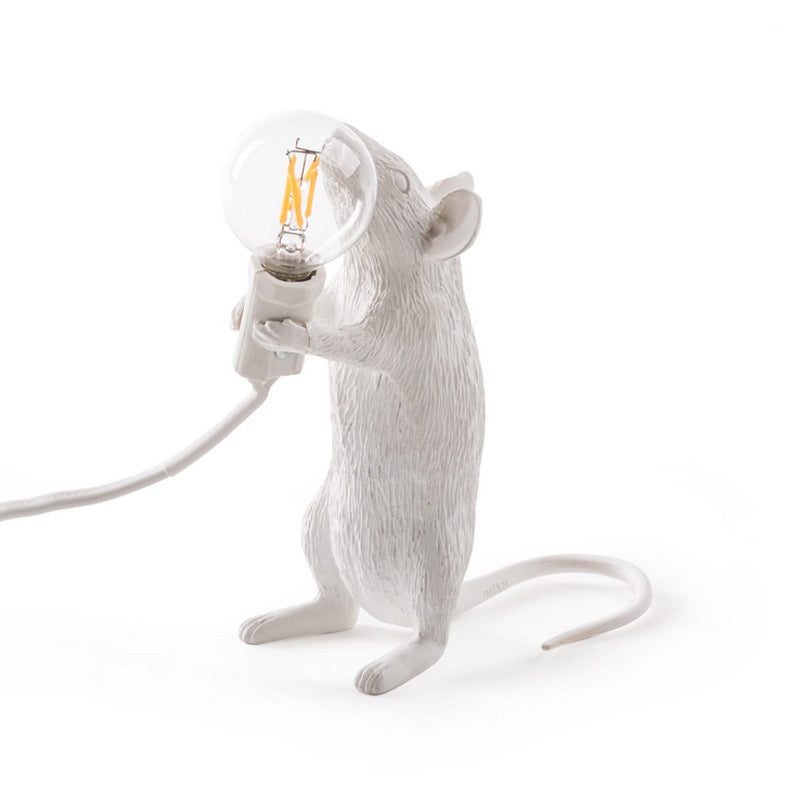 White Finish Mouse-Shape Table Lamp Nordic Style Resin 1 Head Restaurant Desk Lamp Clearhalo 'Lamps' 'Table Lamps' Lighting' 781928