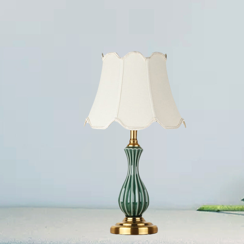 1 Bulb Fabric Table Lamp Traditional White Scalloped/Conic Bedroom Nightstand Lighting with Ceramic Urn-Shaped Base White B Clearhalo 'Lamps' 'Table Lamps' Lighting' 785305